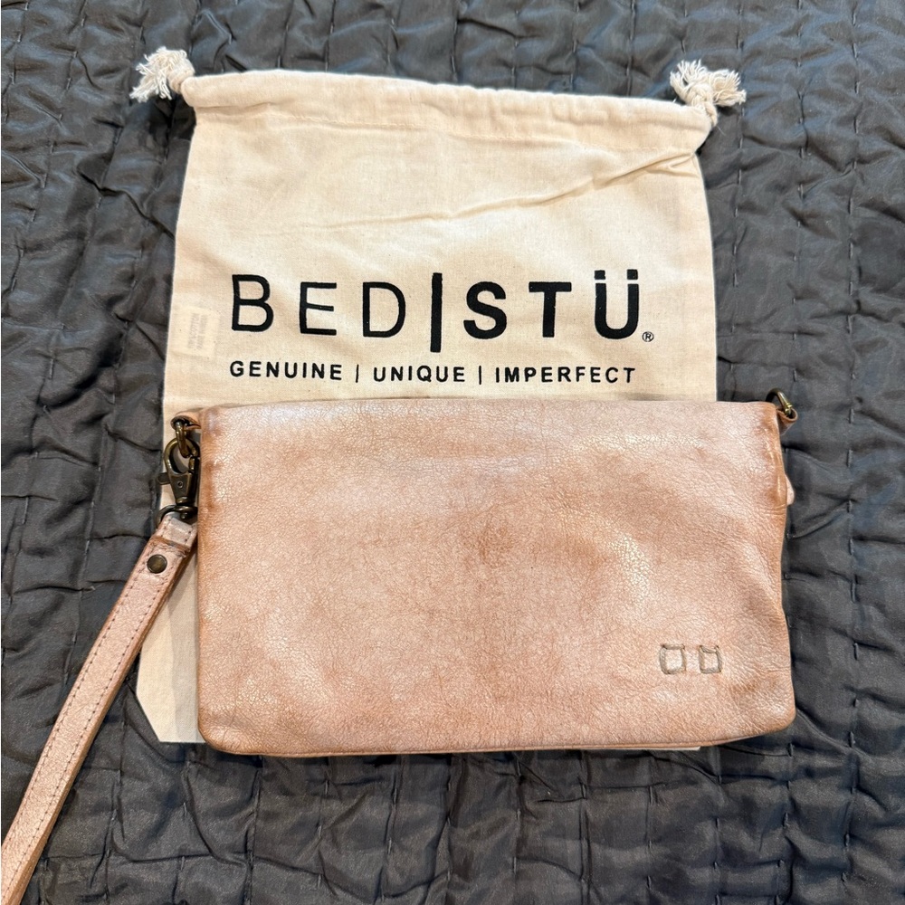 BED|STU Gold Crossbody Bag with Distressed Leather Finish